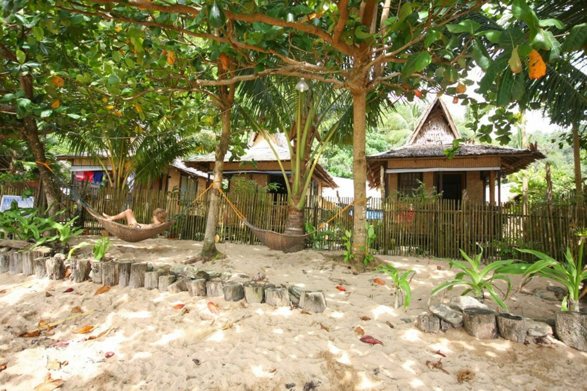 Lugadia Beach Cottages El Nido Exteriör bild